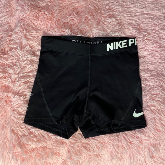 Nike Pants - Nike black high rise nike pro spandex! great condition!